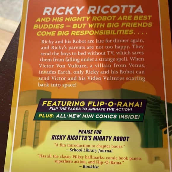 Book Ricky Ricotta’s - Picture 2 of 3